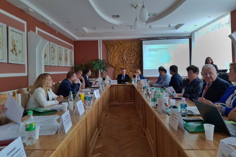 В институте системных исследований в АПК прошел круглый стол по теме «Экономический потенциал эффективного и устойчивого животноводства Республики Беларусь»